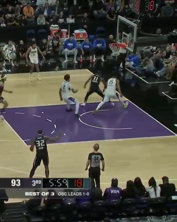 本赛季G联盟总决赛进入抢三决战！麦克朗G2空砍34分8助